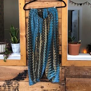 Carter Shibori Flowy Crop Pants